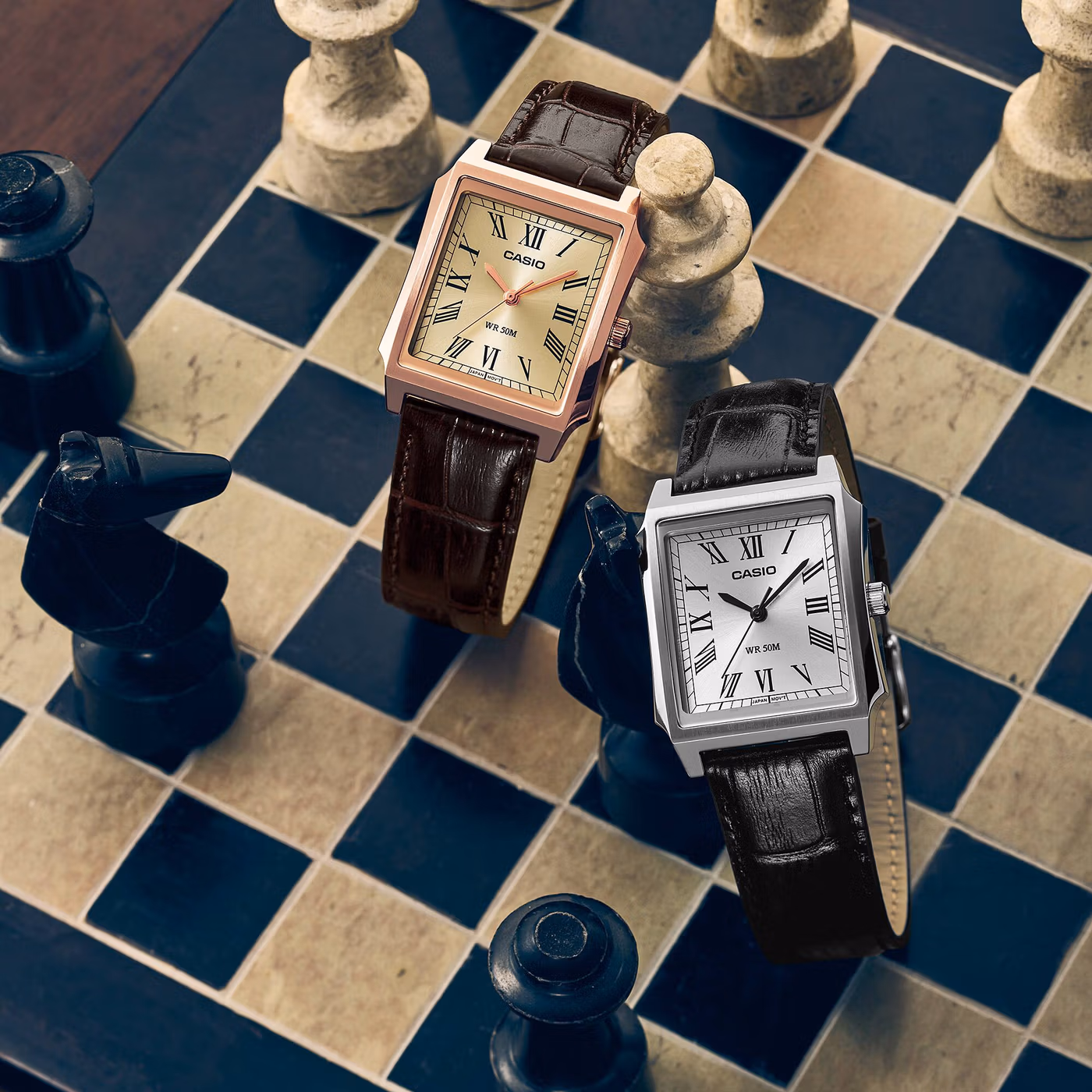 Casio MTP-B190: прямоугольная классика с римскими цифрами и выпуклым стеклом