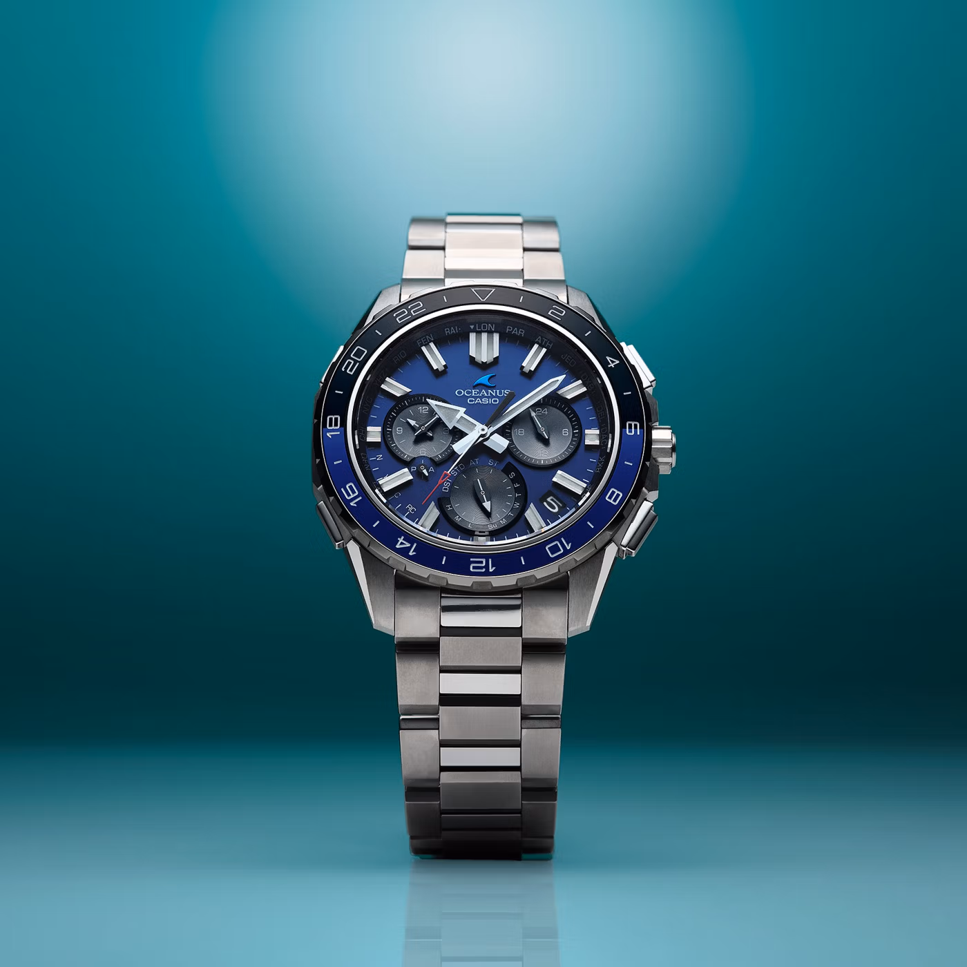 Oceanus OCW-P3000-2A с синим циферблатом и титановым браслетом