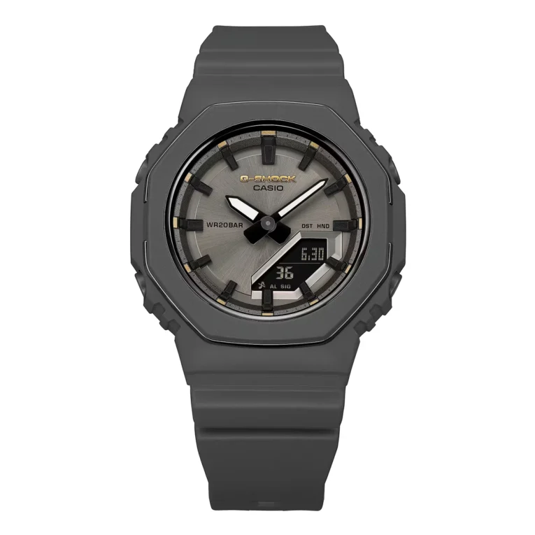 G-Shock GMA-P2126W-8A Display