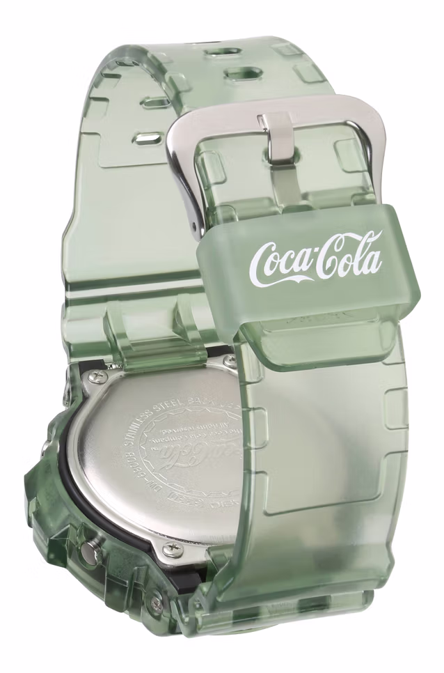 Зелёная прозрачная DW-6900CC23-3 из коллаборации с Coca-Cola