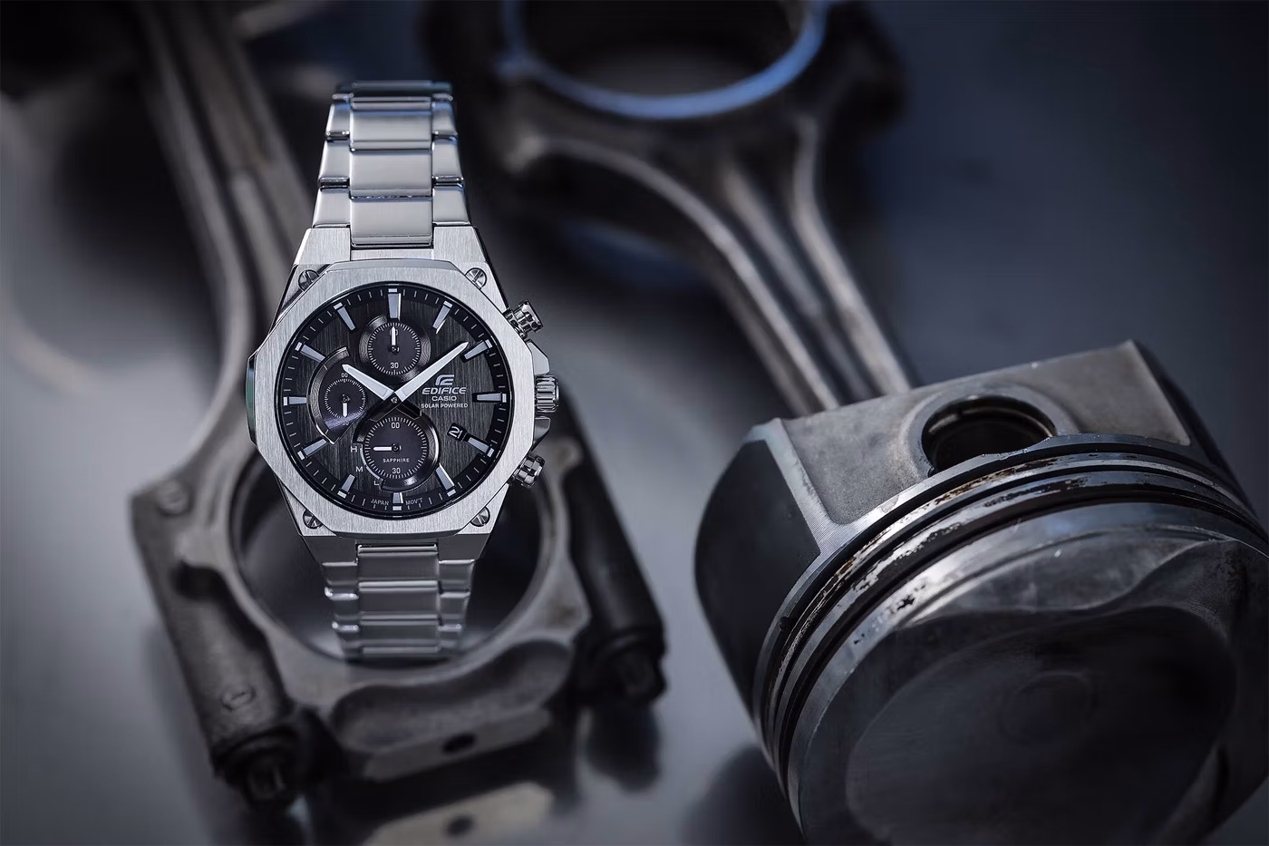 Edifice EFS-S570D-1A в стальном цвете