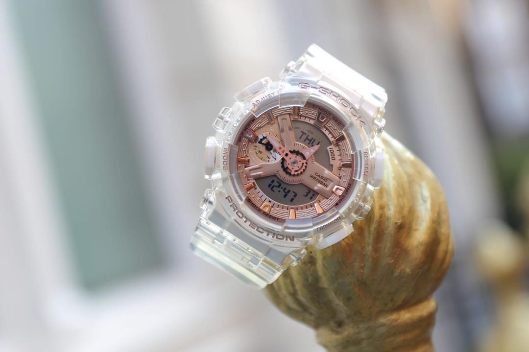 G-Shock GMA-S110 в прозрачном корпусе