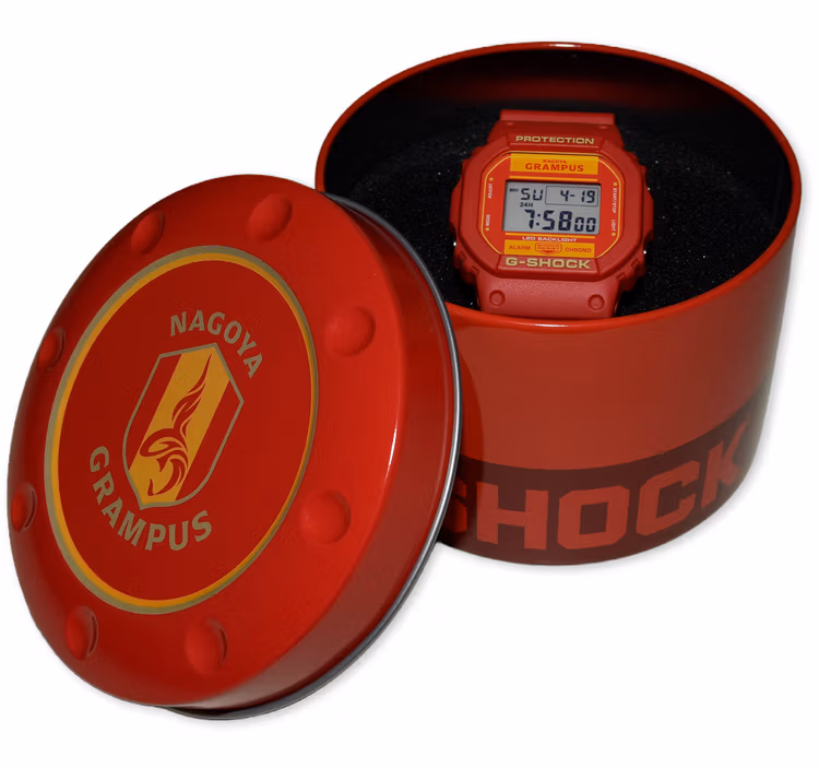 G-Shock Nagoya Grampus 2026: красный DW-5600 к открытию обновлённого стадиона