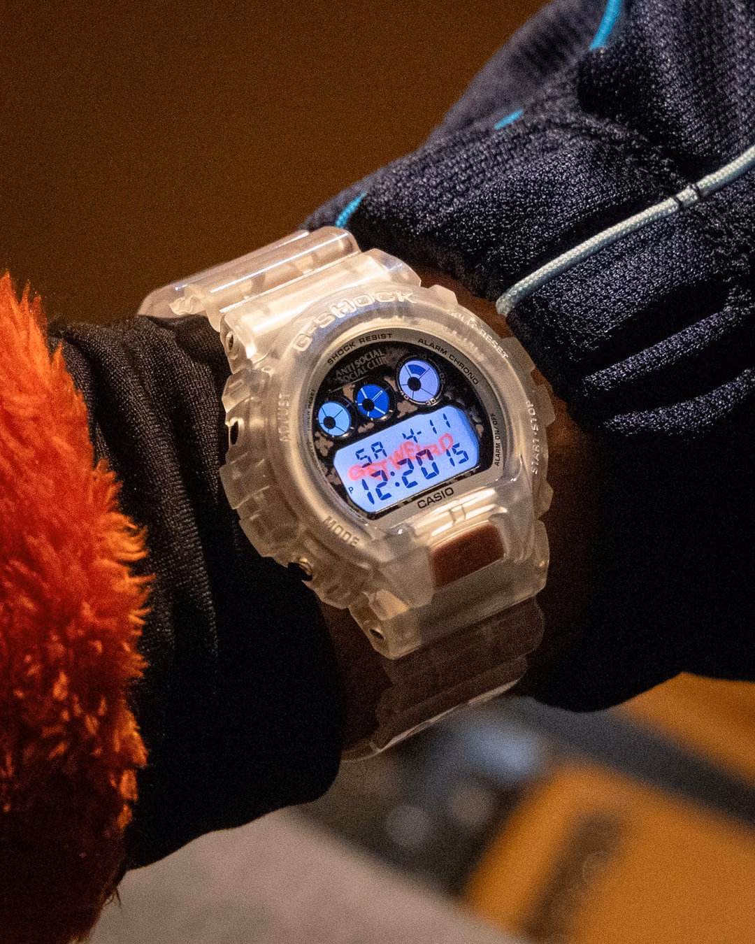 G-Shock Anti Social Social Club на руке с включённой подсветкой