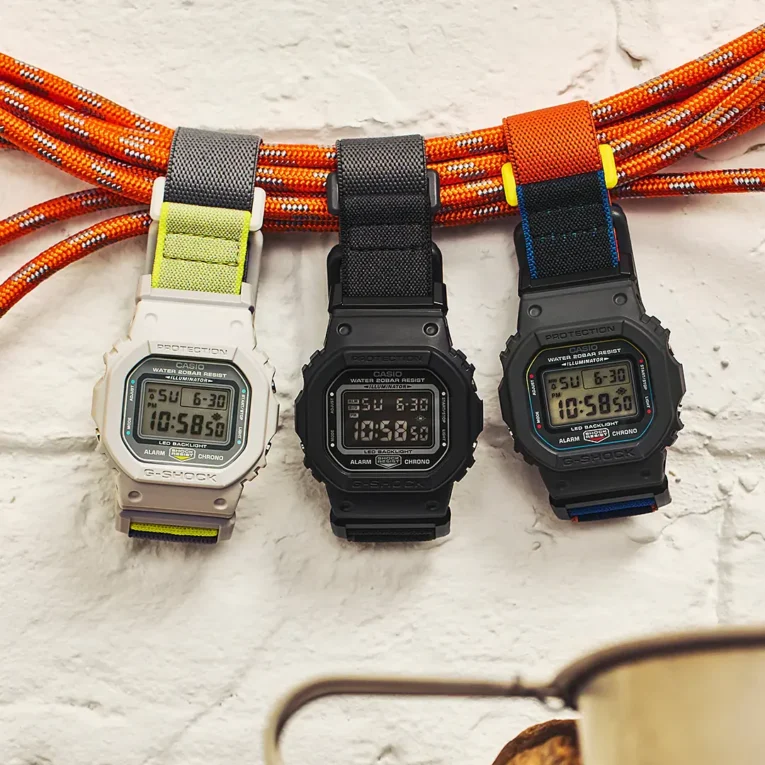 DW-5600MNC Elastic Band with Fidlock magnetic buckle
