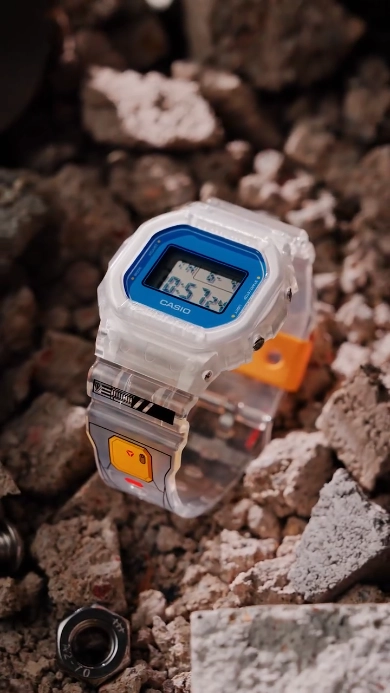Презентация часов G-Shock DW-5600 в стиле Mobile Suit Gundam на 2026 год
