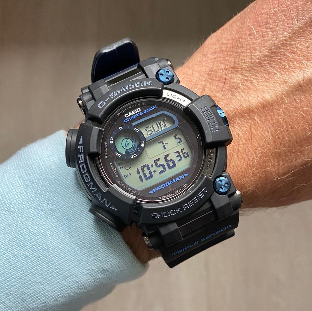 G-Shock Frogman GWF-D1000 на руке