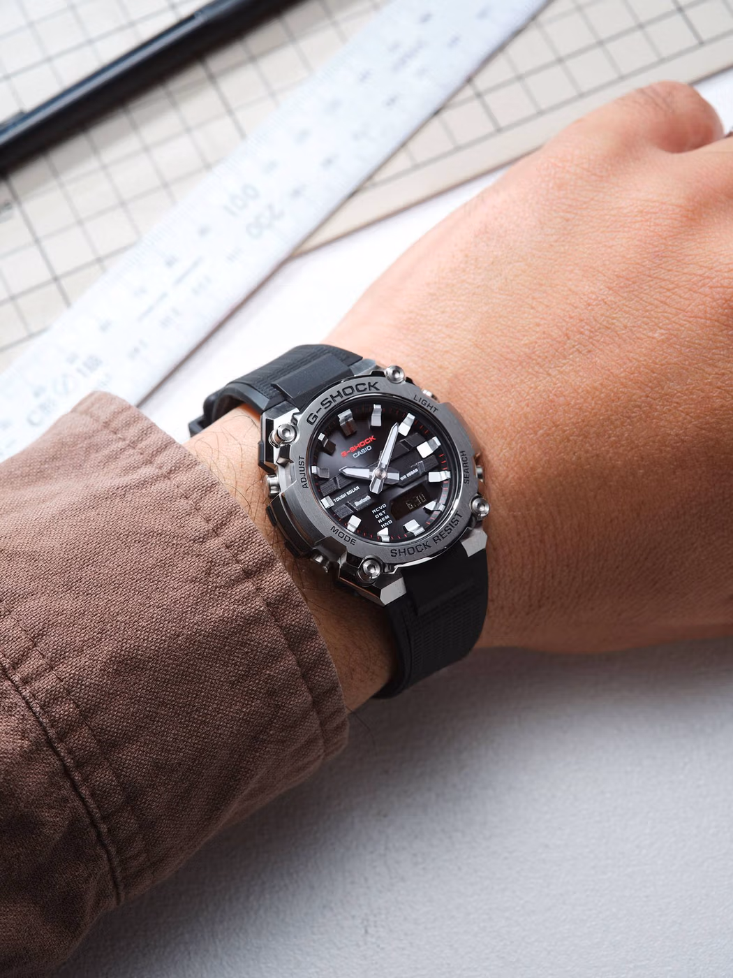 G-Shock GST-B600-1A на руке