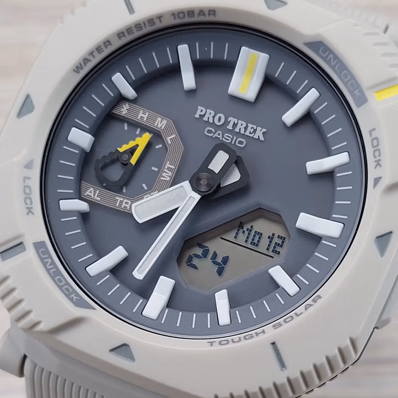 Casio PRJ-B001-7E