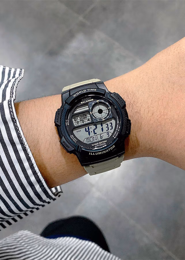 Casio AE-1000W-5A