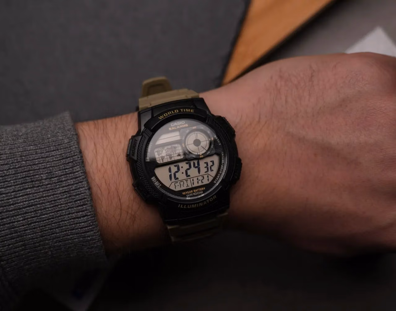 Casio AE-1000W-5A