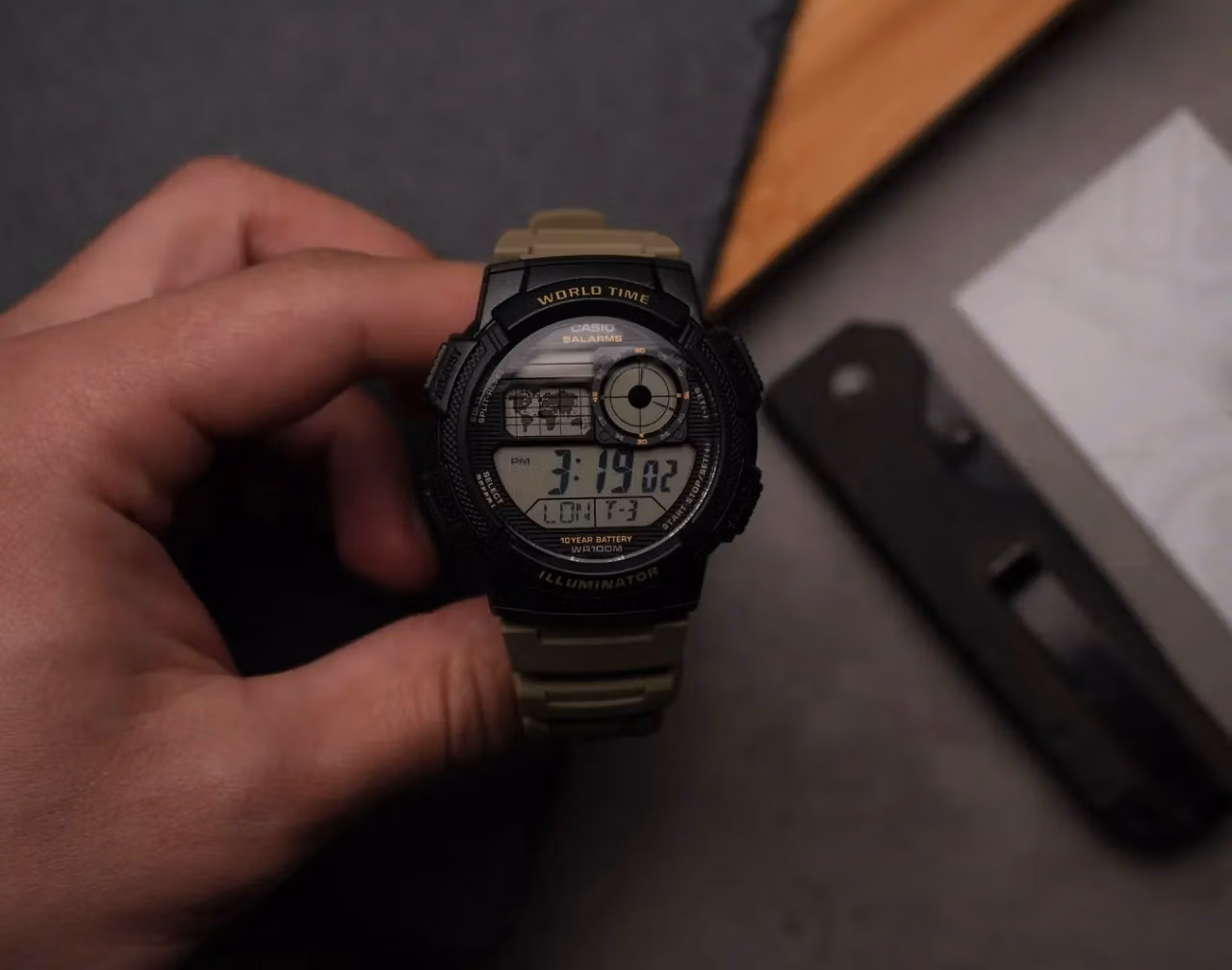 Casio AE-1000W-5A