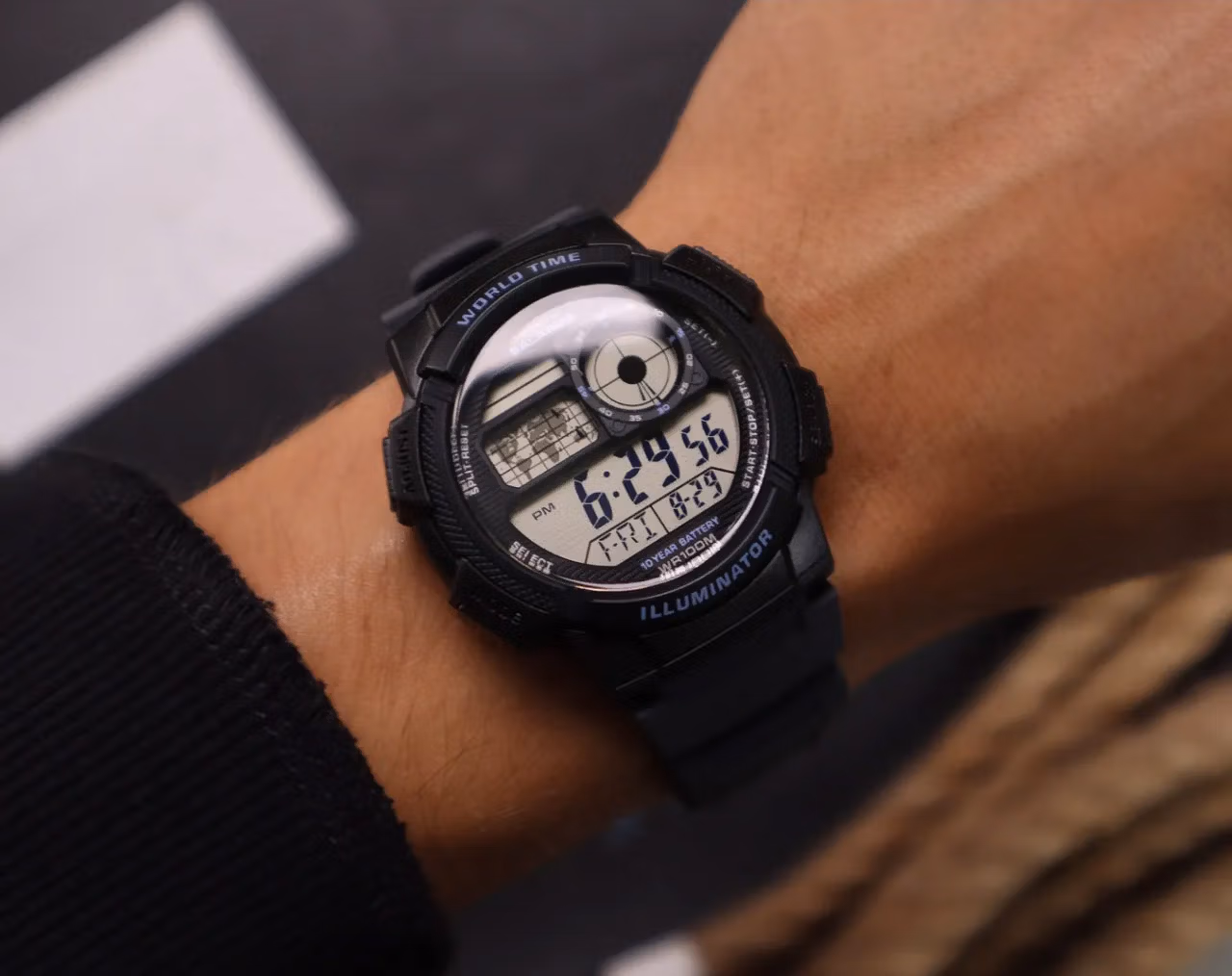 Casio AE-1000W-8A