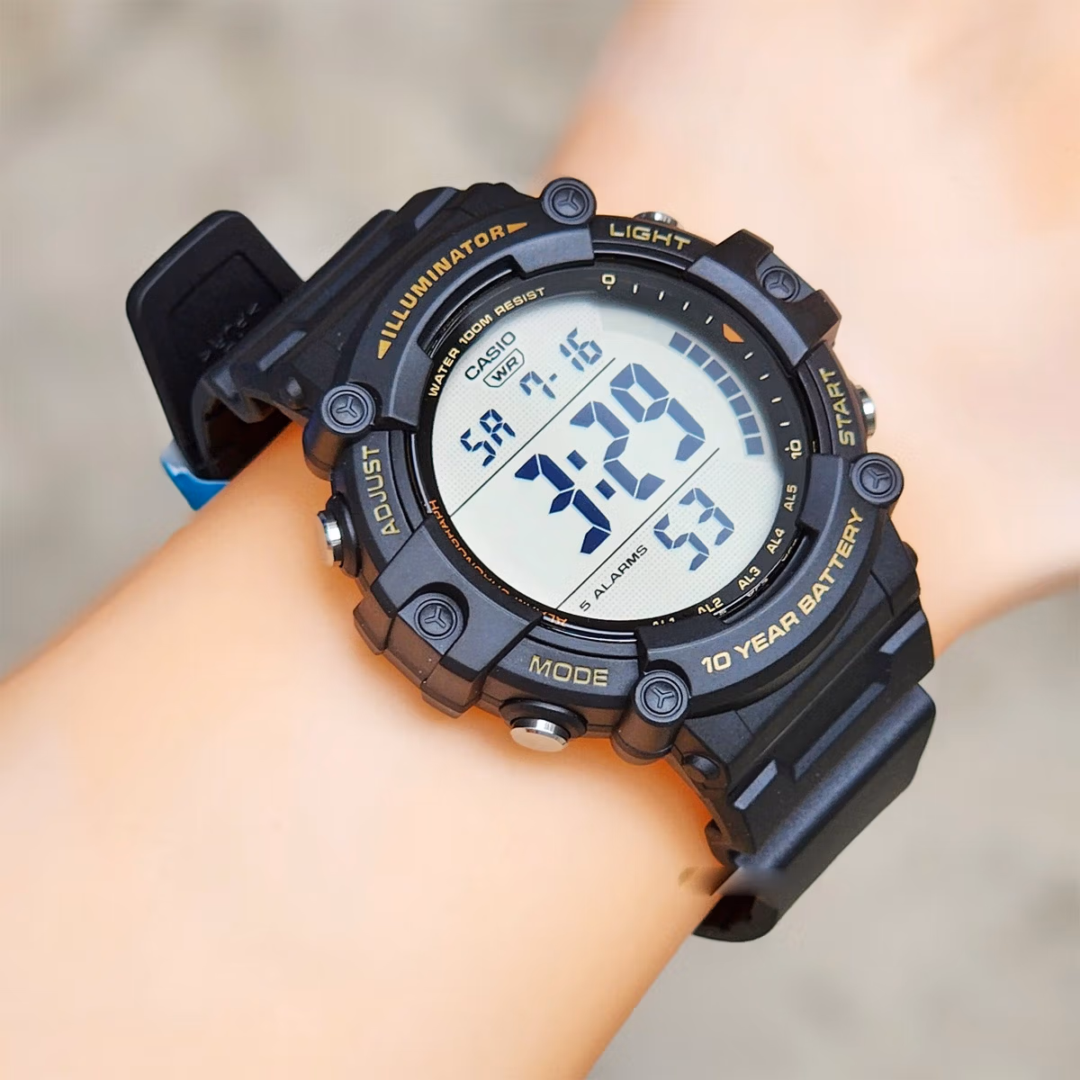 Casio AE-1500WHX-1A