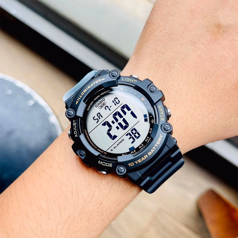 Casio AE-1500WHX-1A