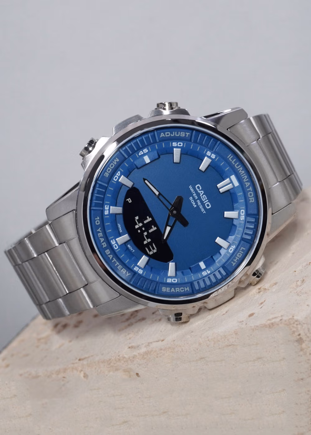 Casio AMW-880D-2A1