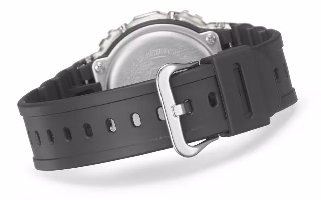 Casio DW-5600SKC-1