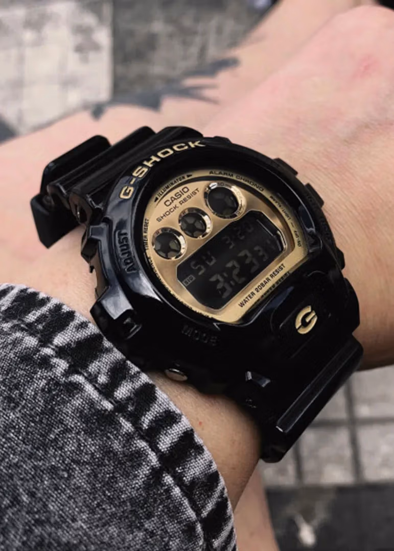 Casio DW-6900CB-1