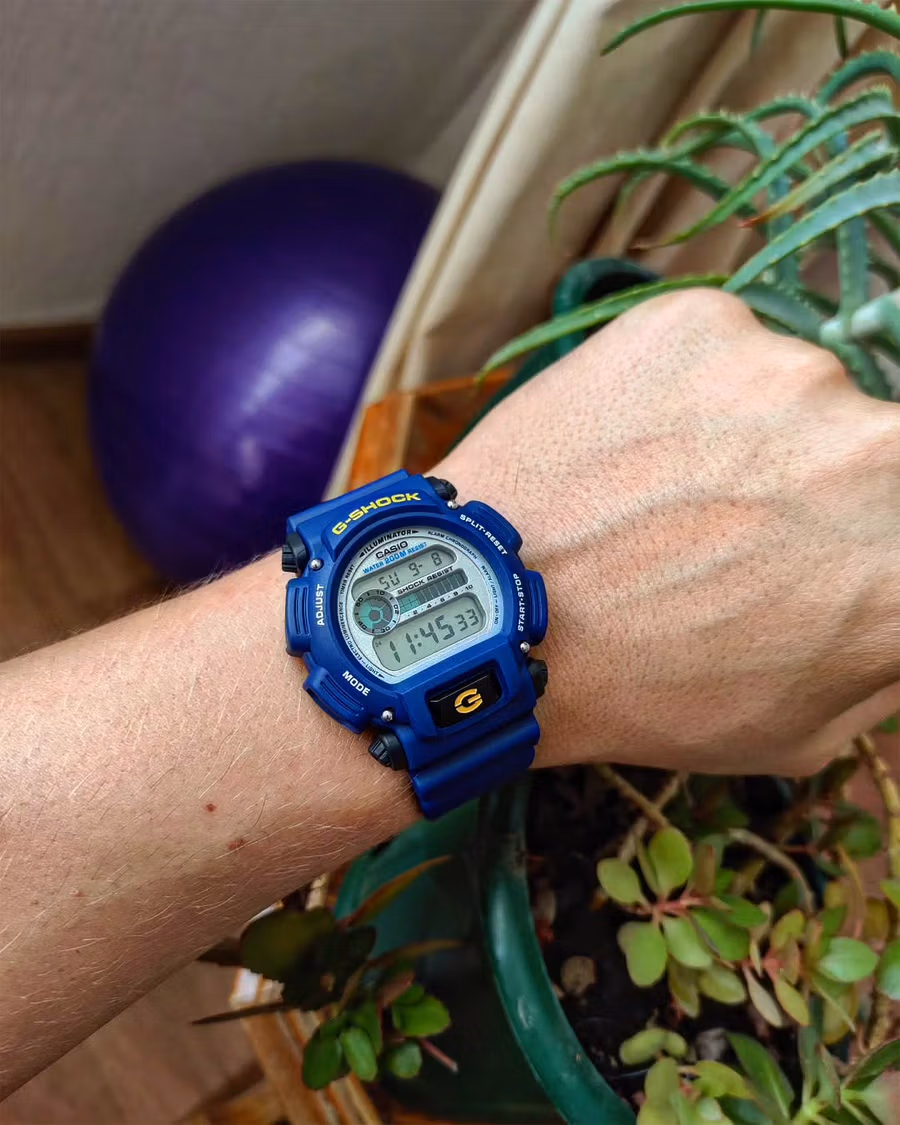 Casio DW-9052-2V