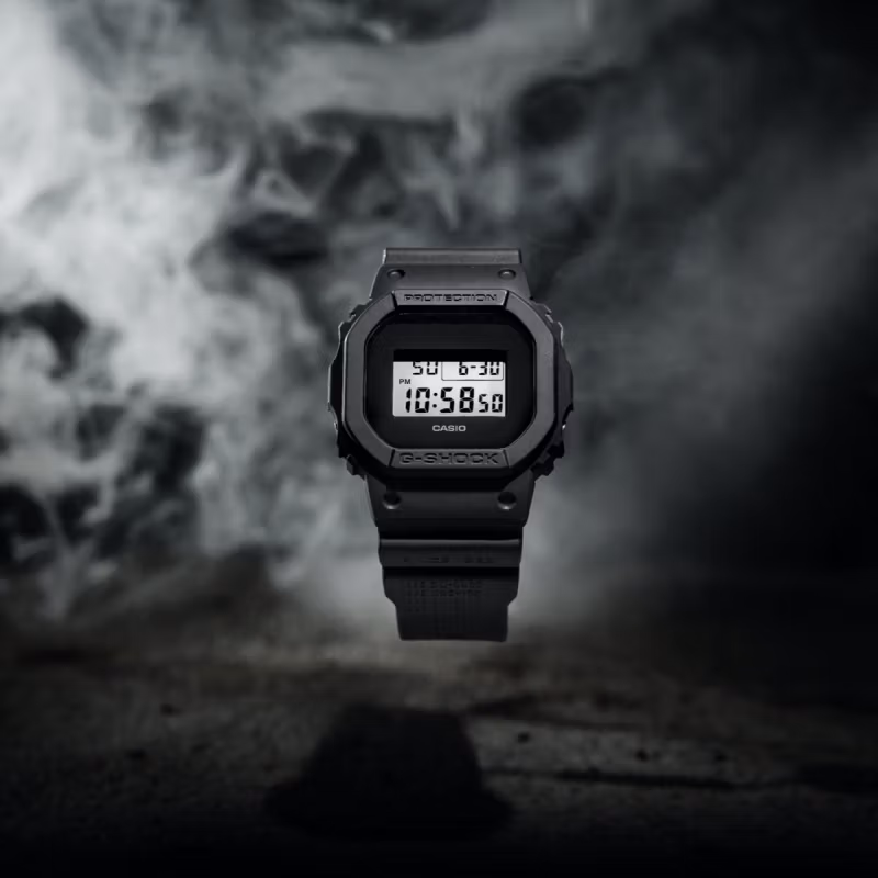 Casio DWE-5657RE-1