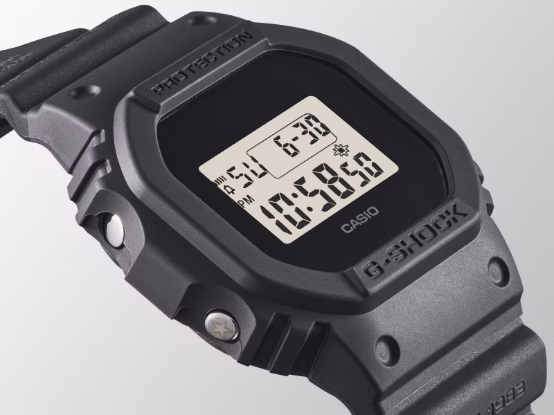 Casio DWE-5657RE-1