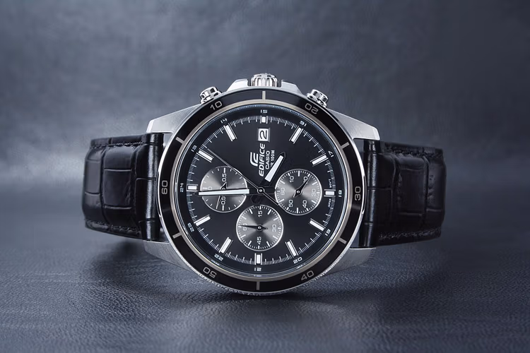 Casio EFR-526L-1A