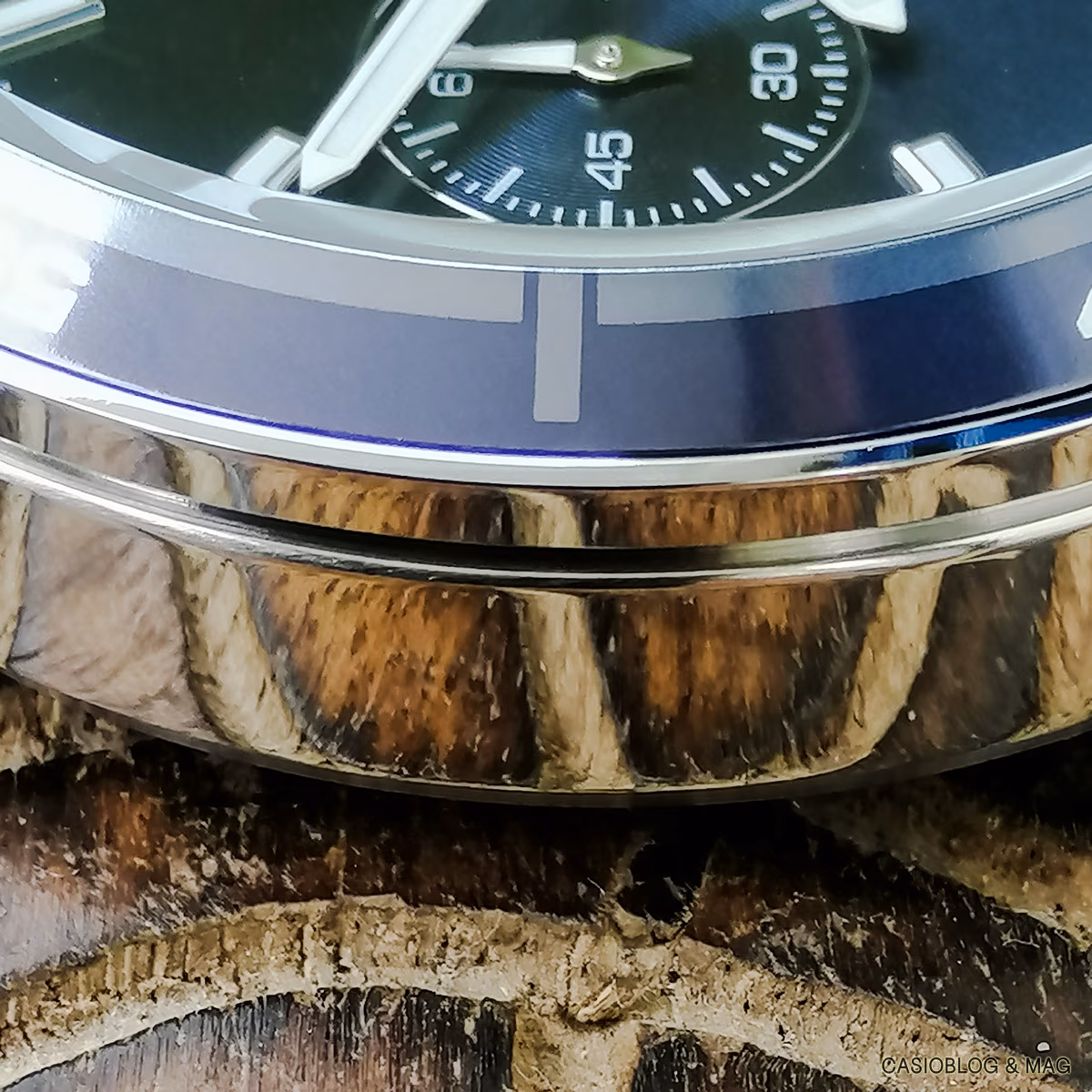 Casio EFR-526L-2CVU00012