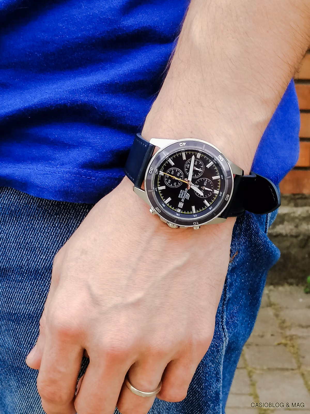 Casio EFR-526L-2CVU00026