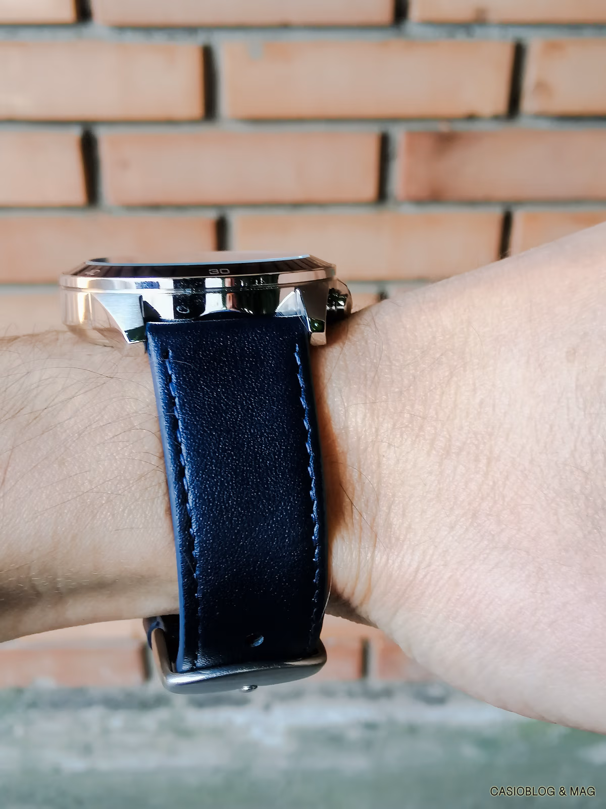 Casio EFR-526L-2CVU00032