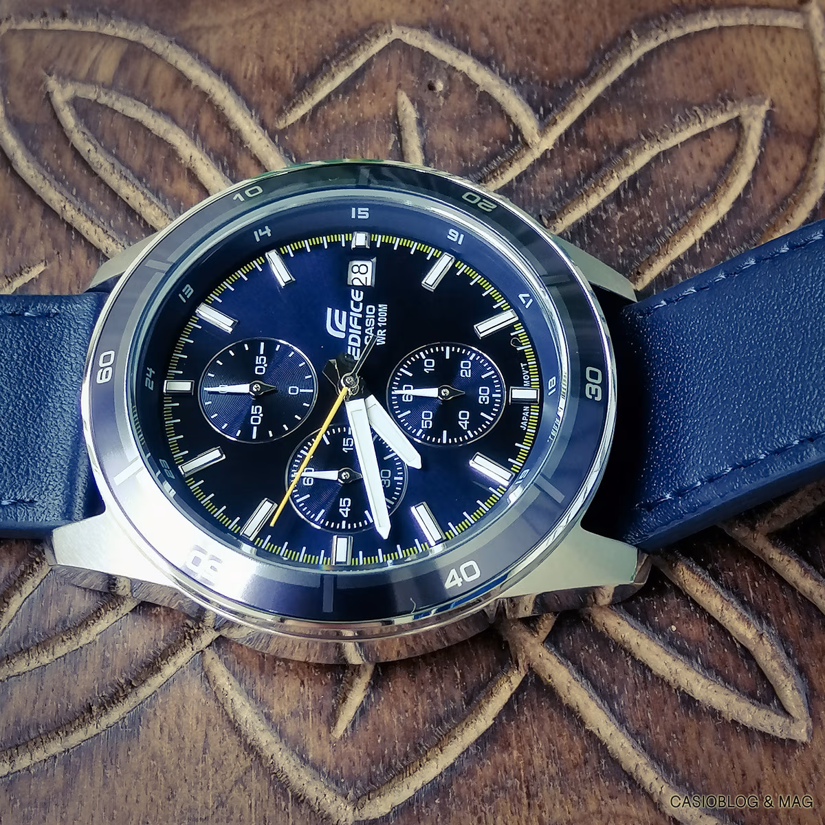 Casio EFR-526L-2CVU00038