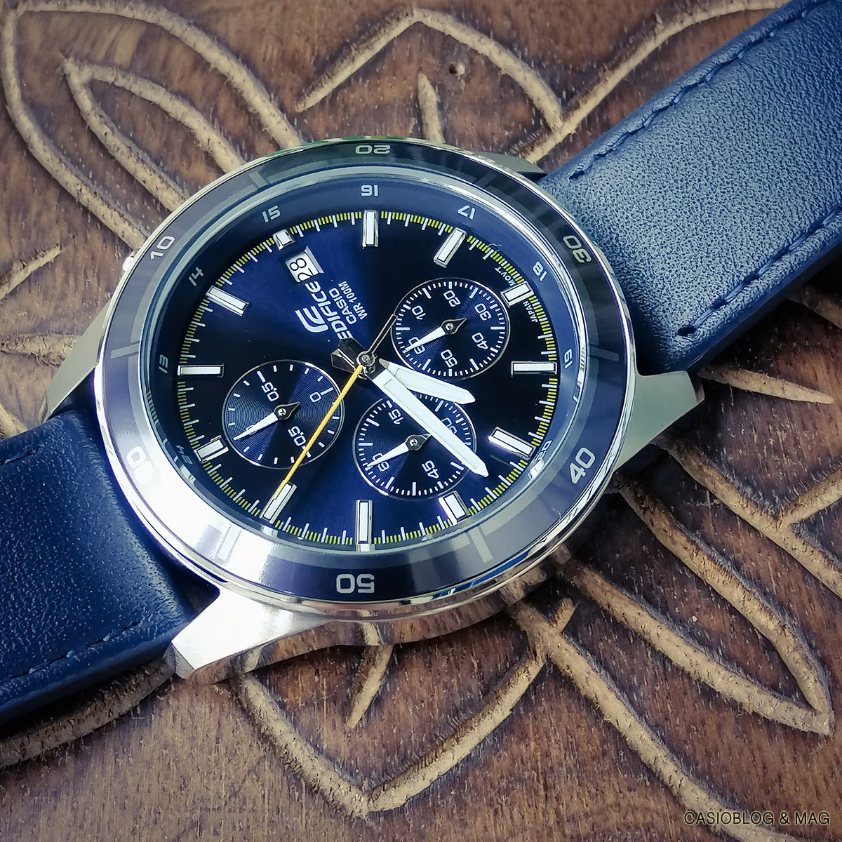 Casio EFR-526L-2CVU00039