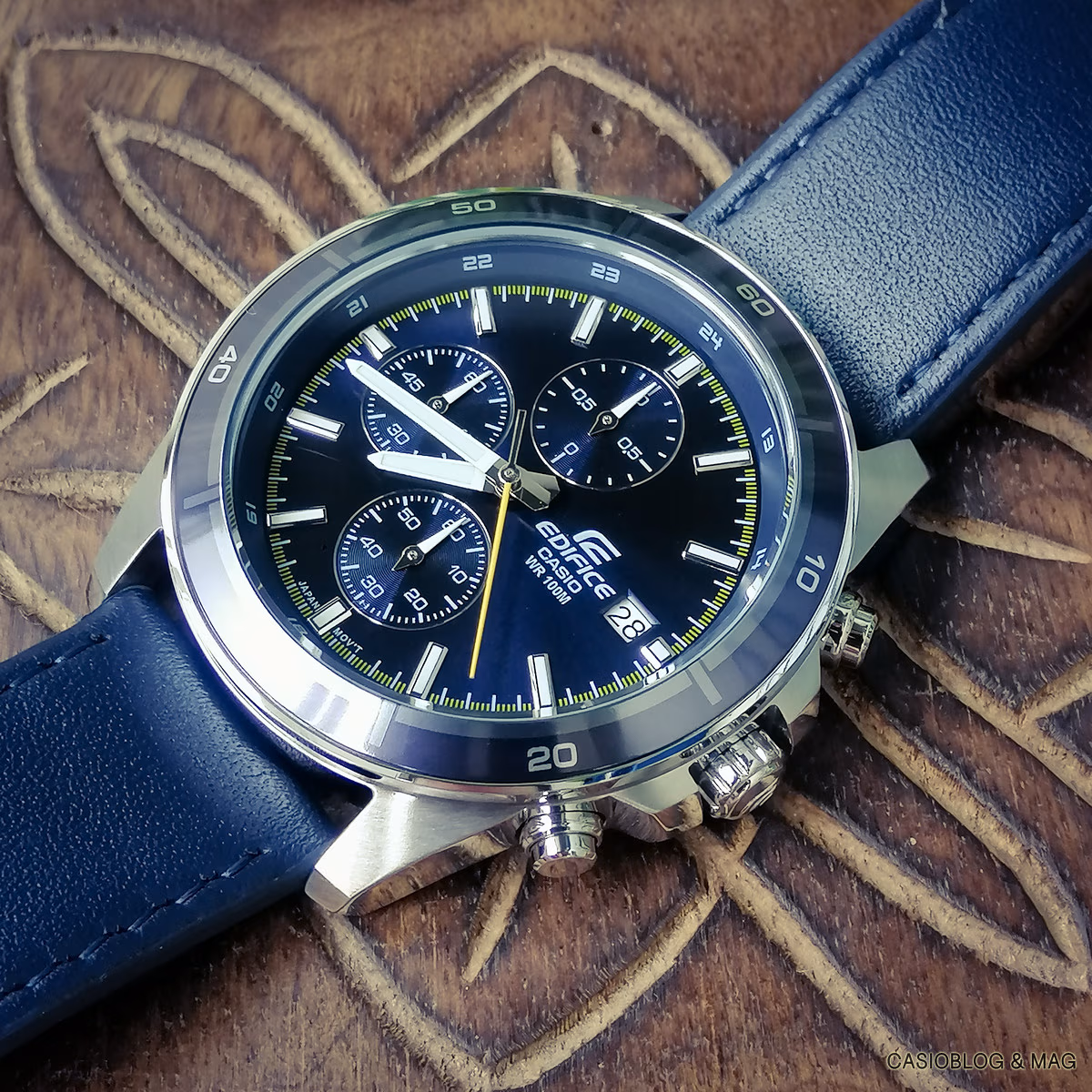 Casio EFR-526L-2CVU00043