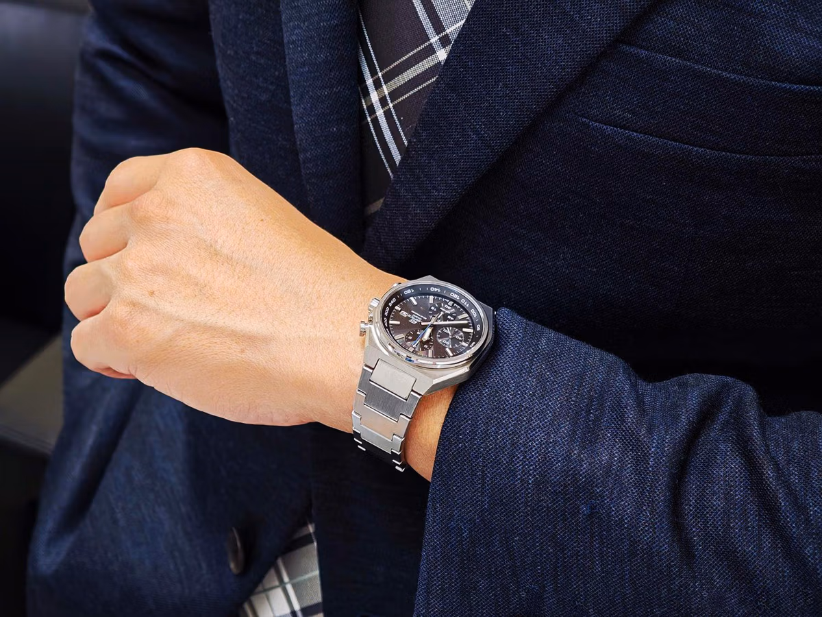 Casio EFS-S660D-1A