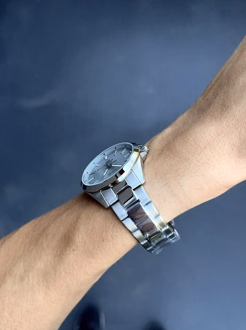 Casio EFV-100D-8A