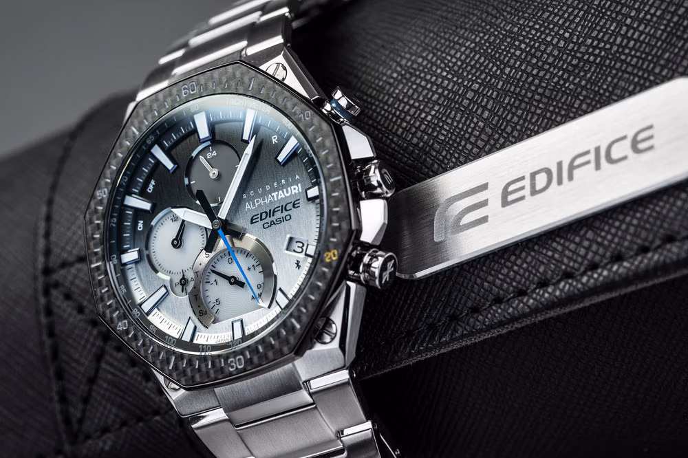 Casio EQB-1100AT-2A