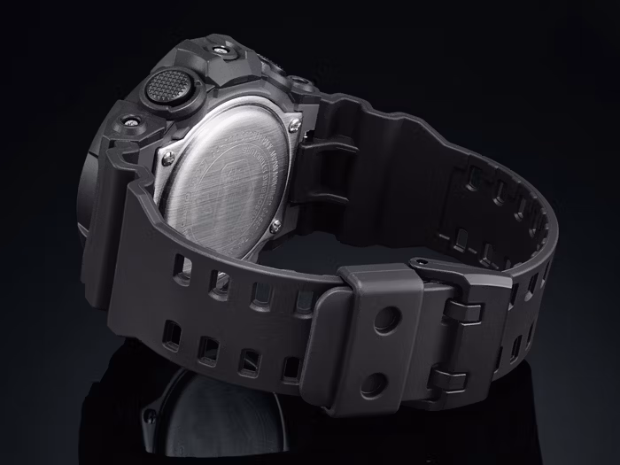 Casio GA-700-1B