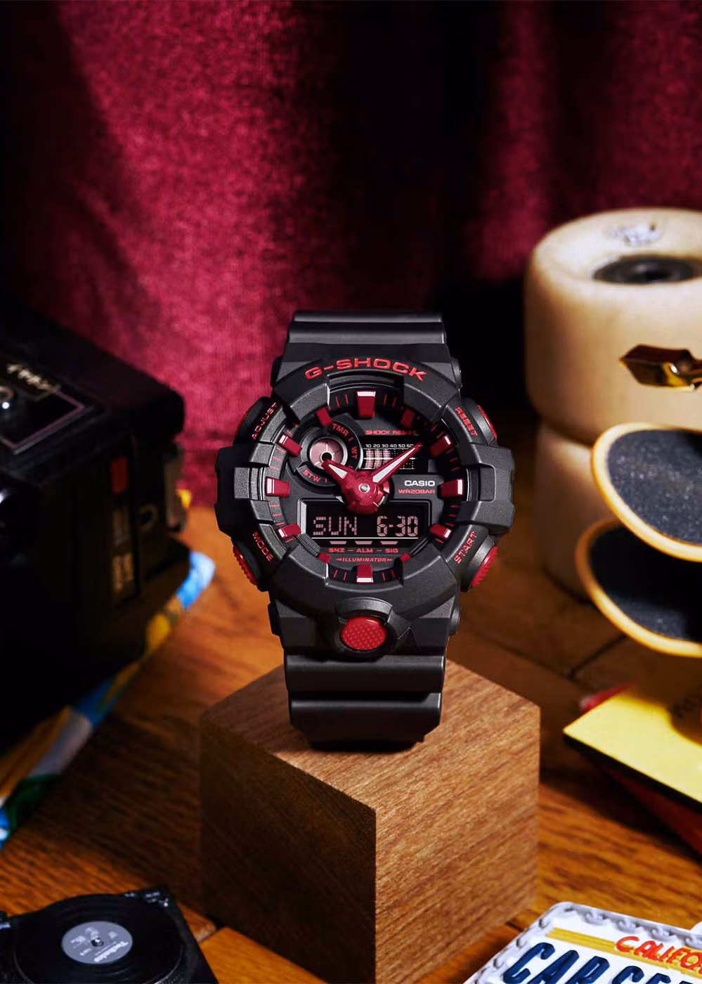 Casio GA-700BNR-1A