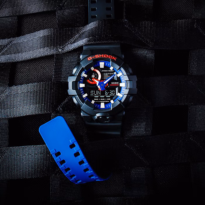 Casio GA-700LT-1A