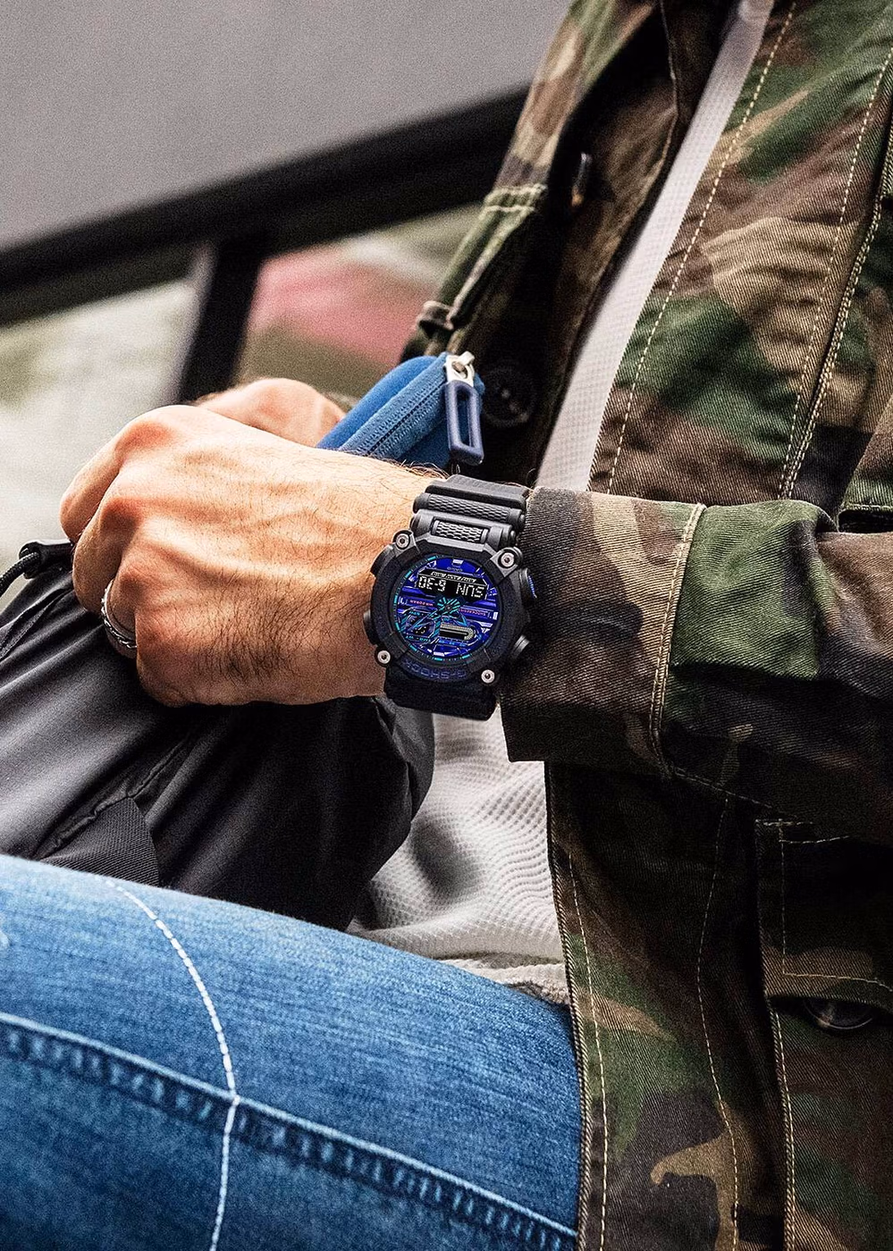 Casio GA-900VB-1A