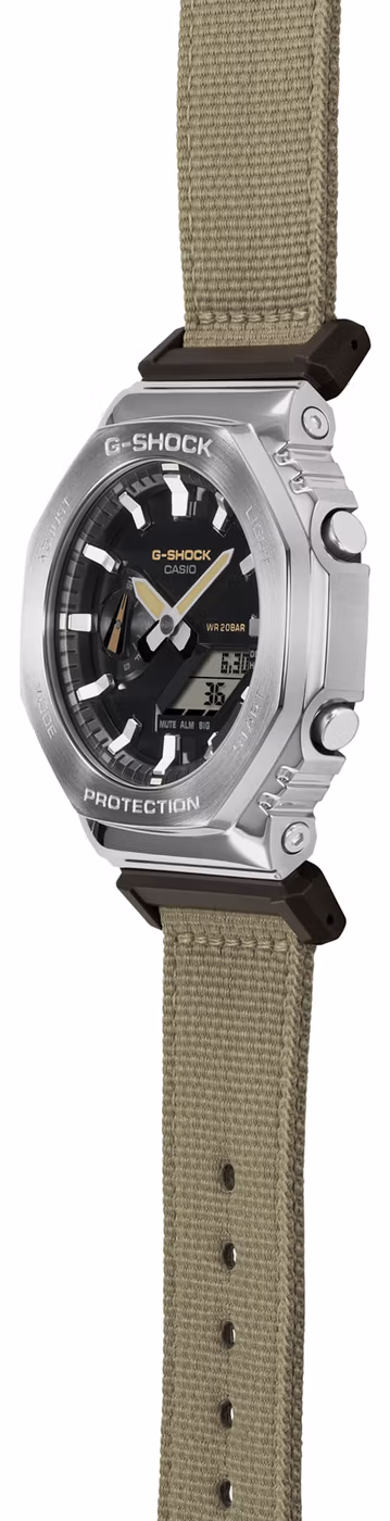 Casio GM-2100C-5A