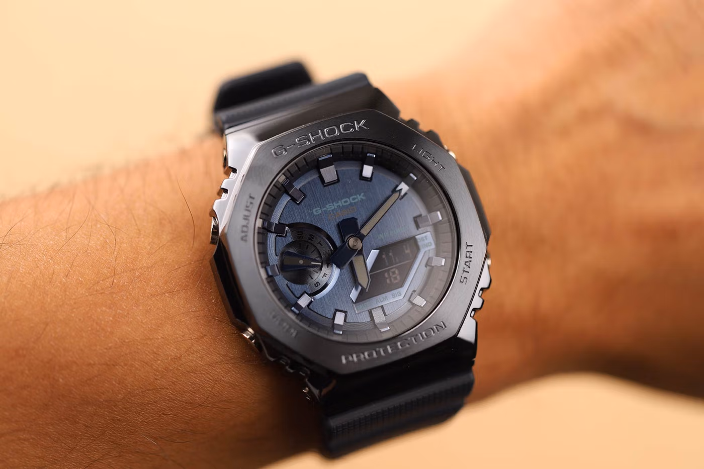 Casio GM-2100N-2A