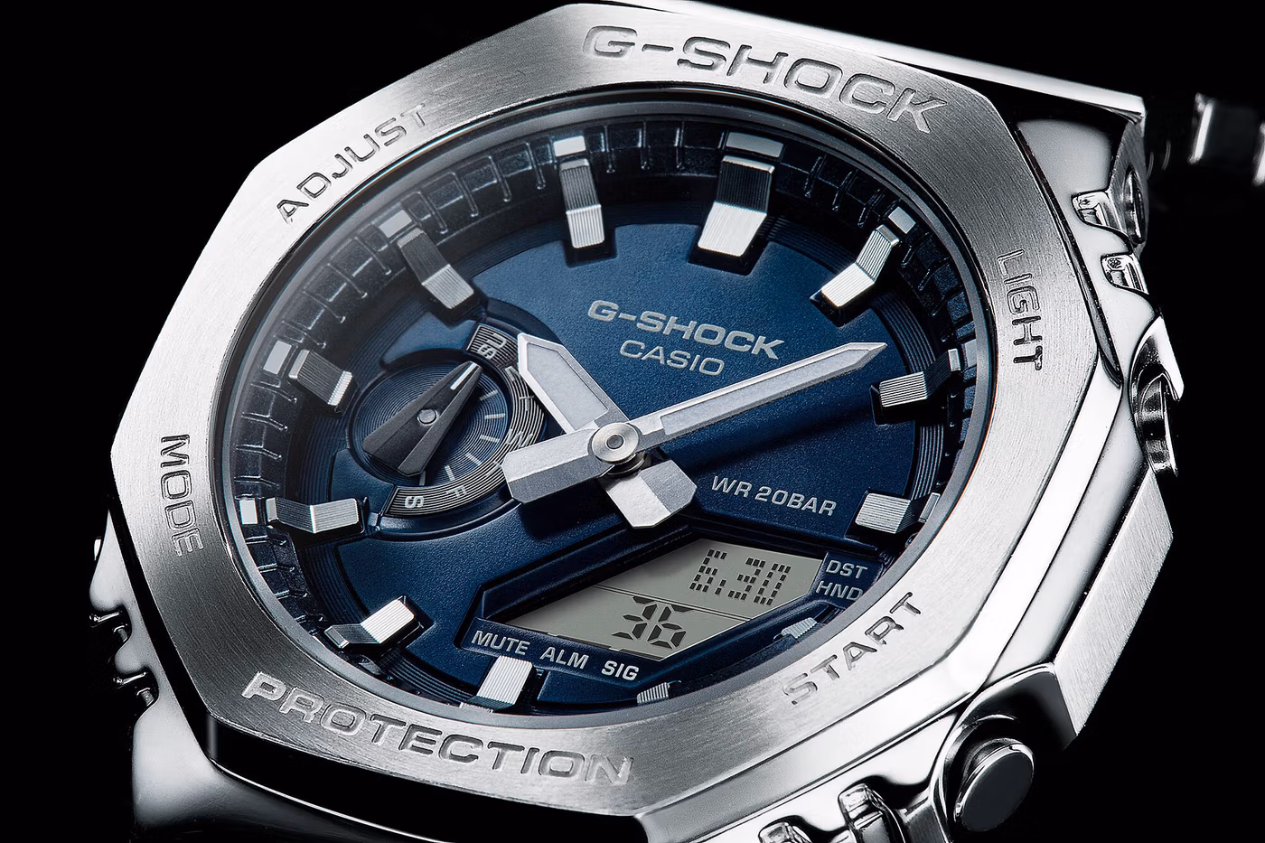 Casio GM-2110D-2B