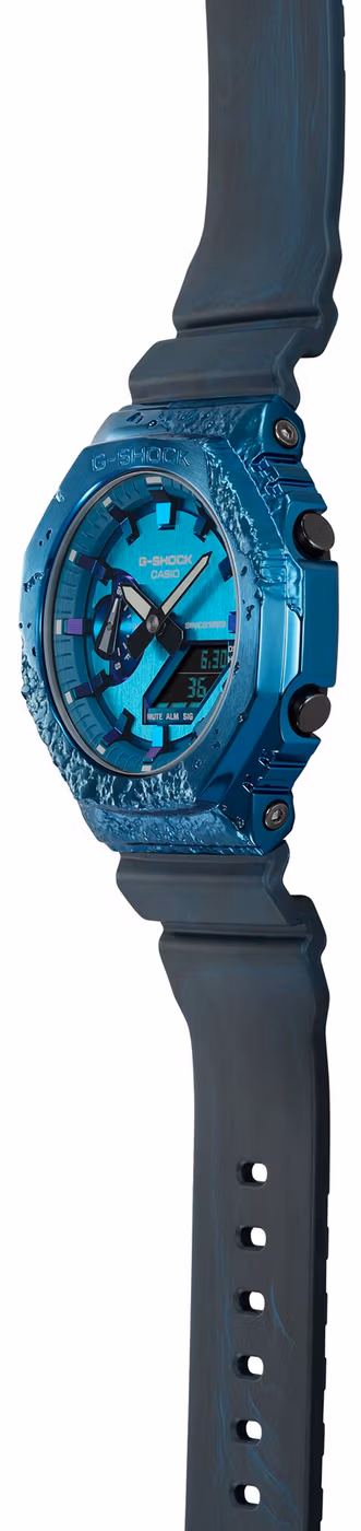 Casio GM-2140GEM-2A