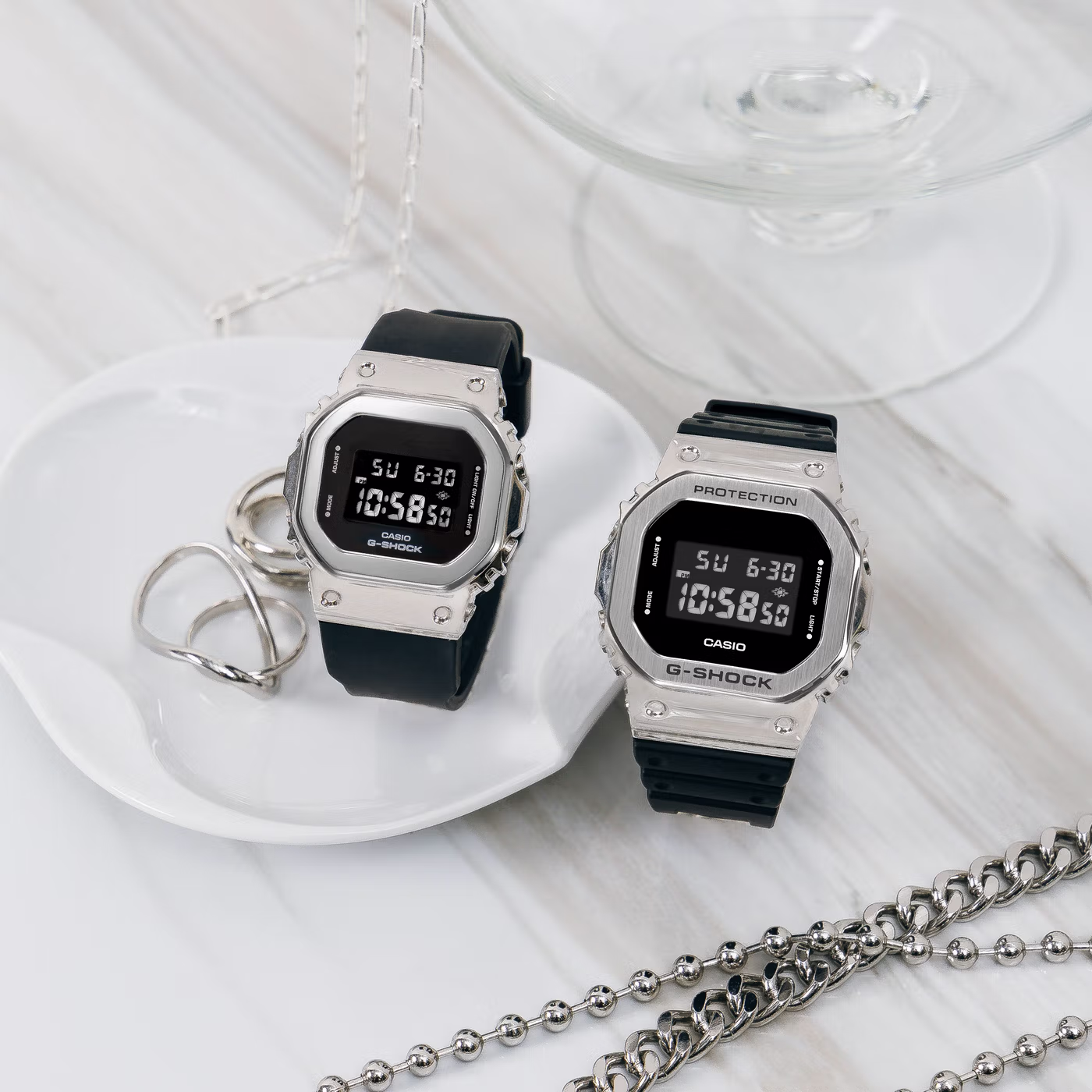 Casio GM-5600-1