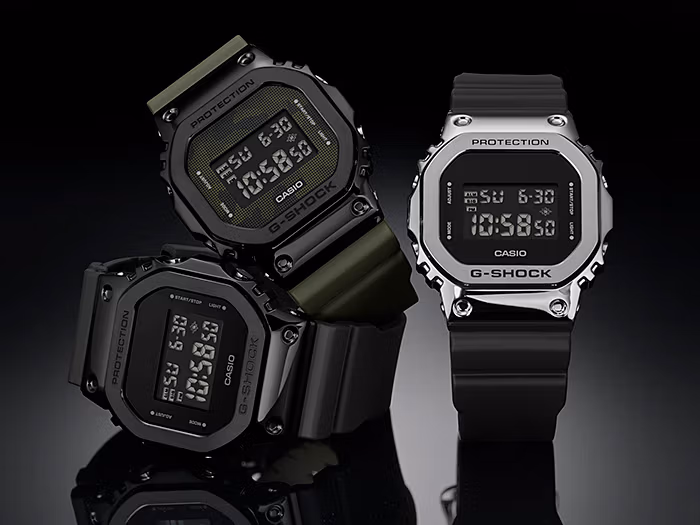 Casio GM-5600B-1