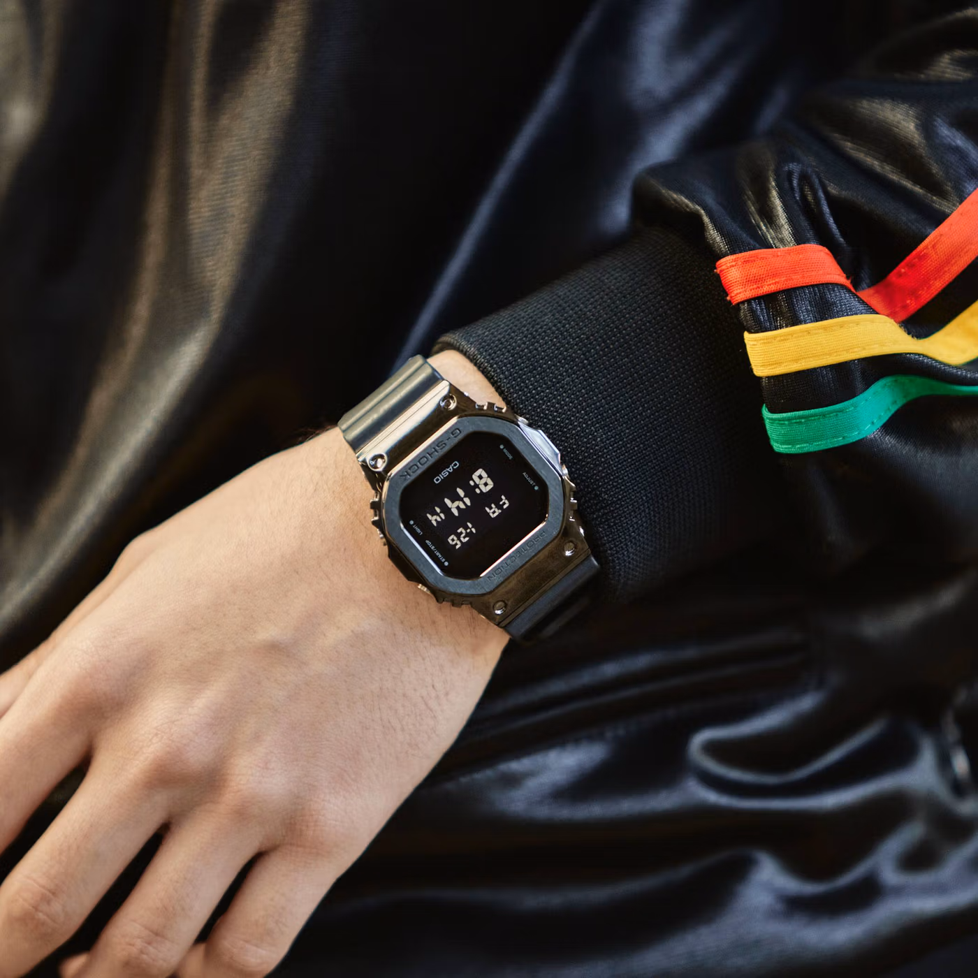 Casio GM-5600B-1