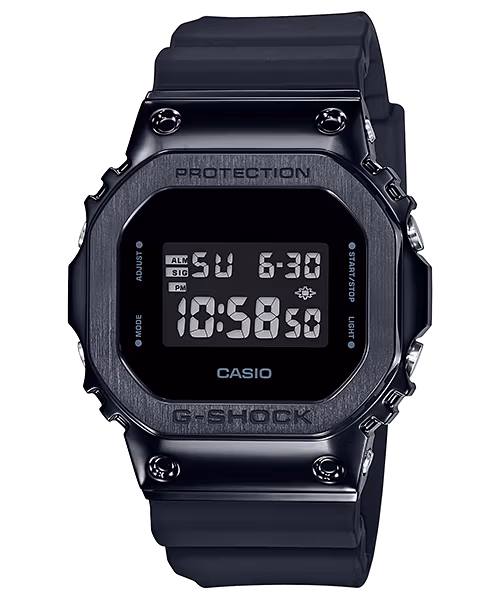 Casio GM-5600B-1