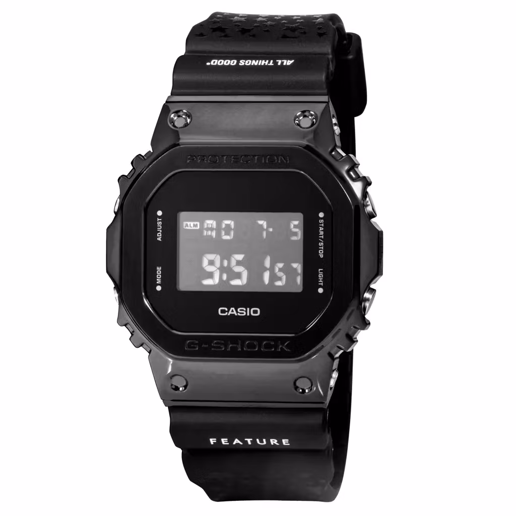 Casio GM-5600B-1FT