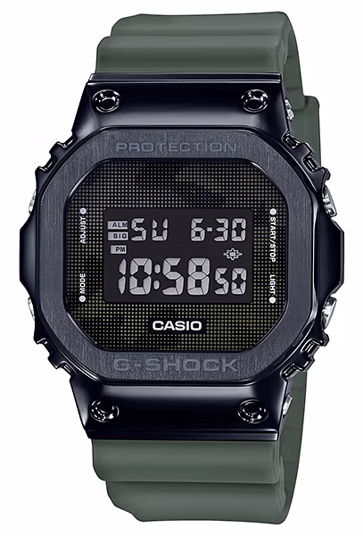Casio GM-5600B-3