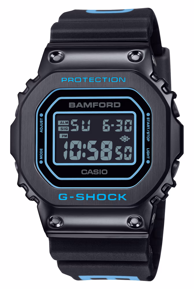 Casio GM-5600BWD-1